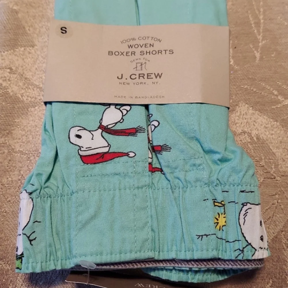 J.CREW Peanuts® X J.Crew boxers  Skating Snoopy Santa MED BNWT RETIRED 2025